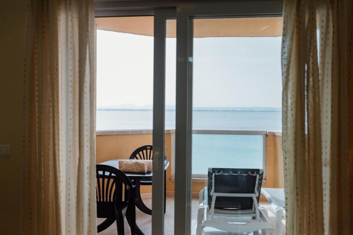 Apartamentos Turisticos Playa Principe La Manga Bagian luar foto