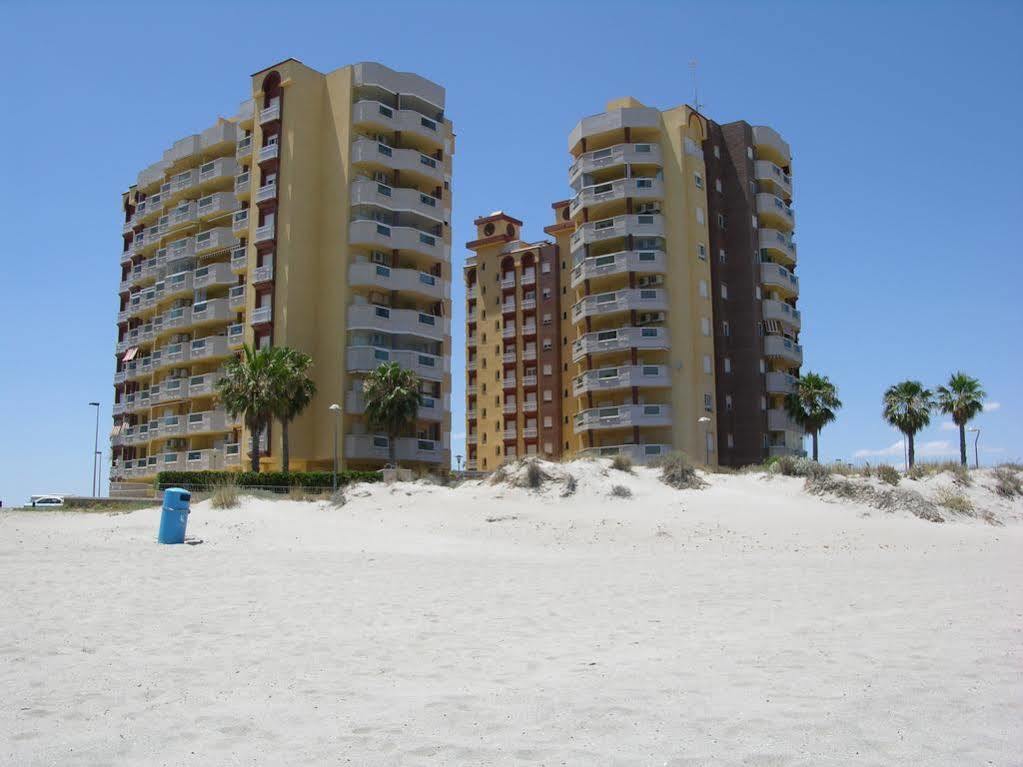 Apartamentos Turisticos Playa Principe La Manga Bagian luar foto